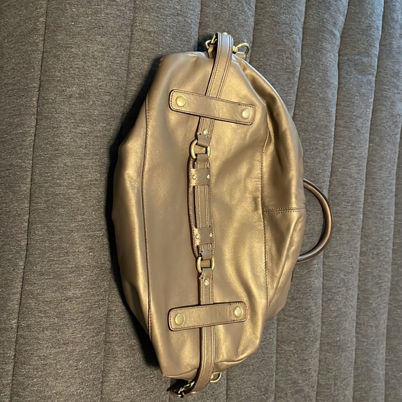 Authentic Coach Ashley Metallic Satchel - Picture 4 of 5